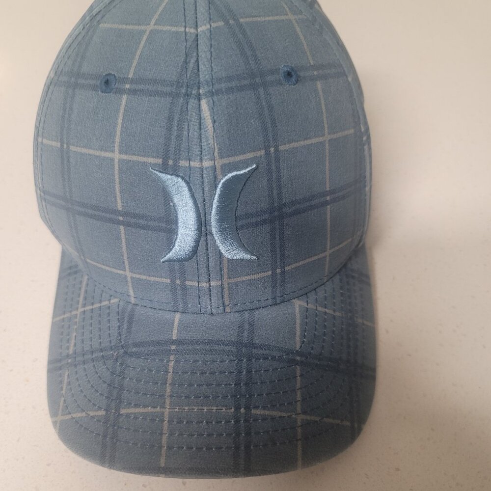 Hurley Phantom Nike Dri-Fit Men's  Blue Plaid Cap Hat Flexfit Size S/M Excellent